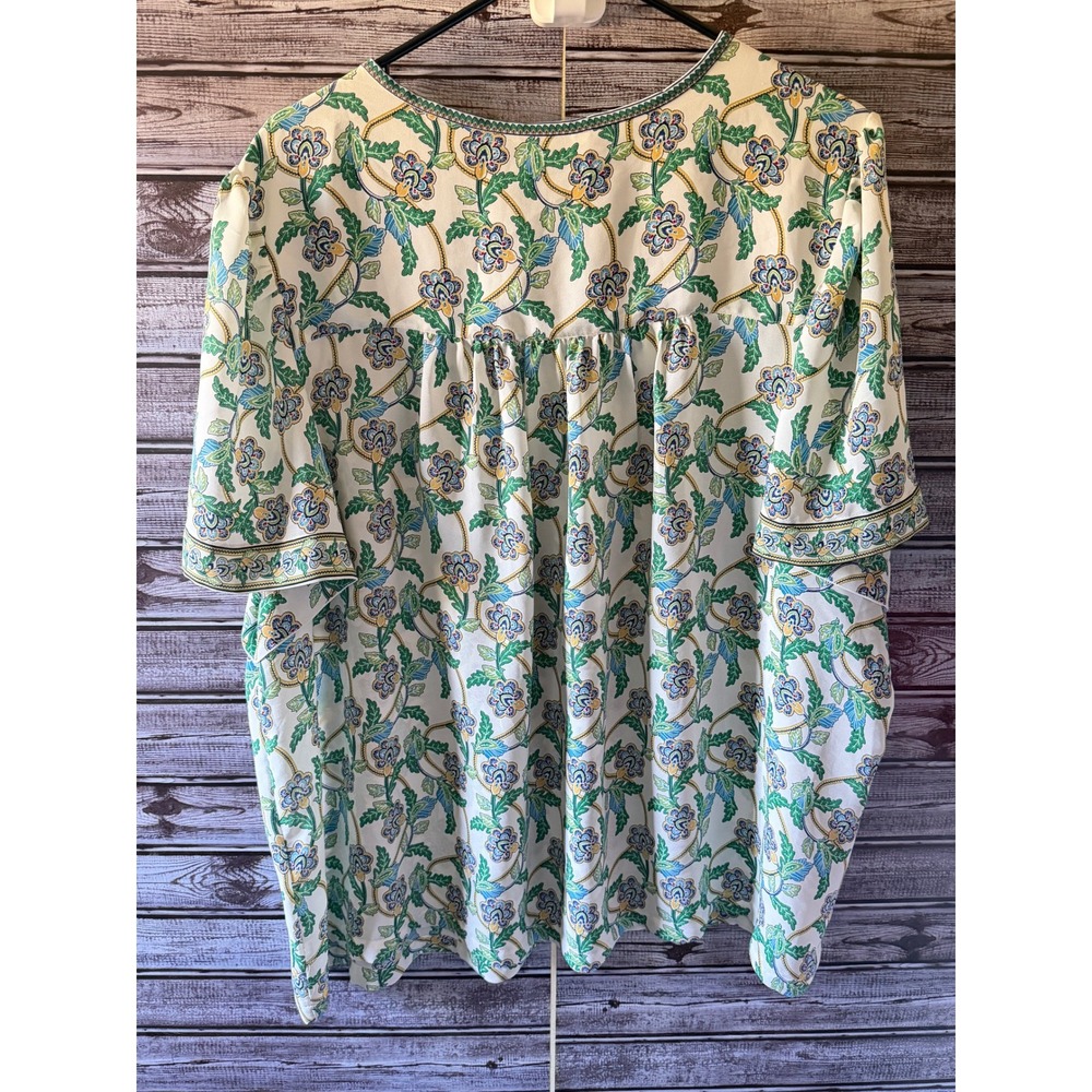 Max Studio London Women's Short-Sleeved Blouse Size 2X White Floral Pleated